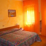 Hotel Sarre 3*