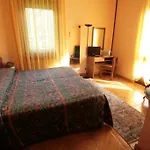 Hotel Sarre