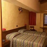 Hotel Sarre Hotel Sarre