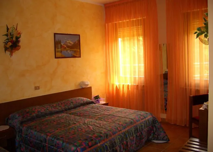 Hotel Sarre 3* Sarre